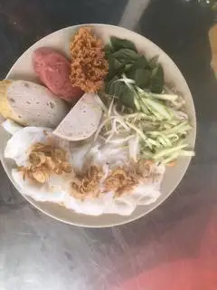 Bánh ướt nóng - 33.000 ₫ tại Bánh Cuốn Hà Nội - Đường Ngô Tất Tố