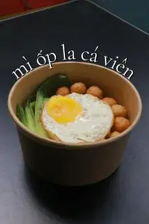 Hình ảnh Mì Trứng Ốp La Cá Viên