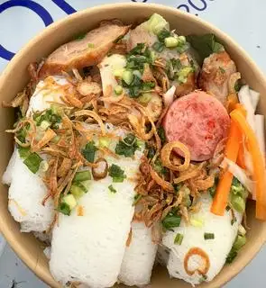 Hình ảnh Bánh hỏi heo quay + nem + chả