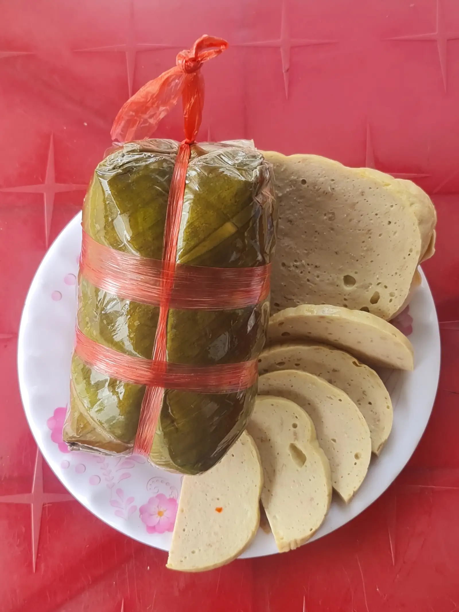 1 kg chả lụa - 230.000 ₫ tại Bánh Cuốn Cát Lam - Phan Văn Trị