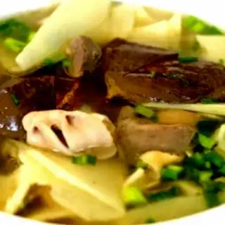 Hình ảnh Canh măng tiết