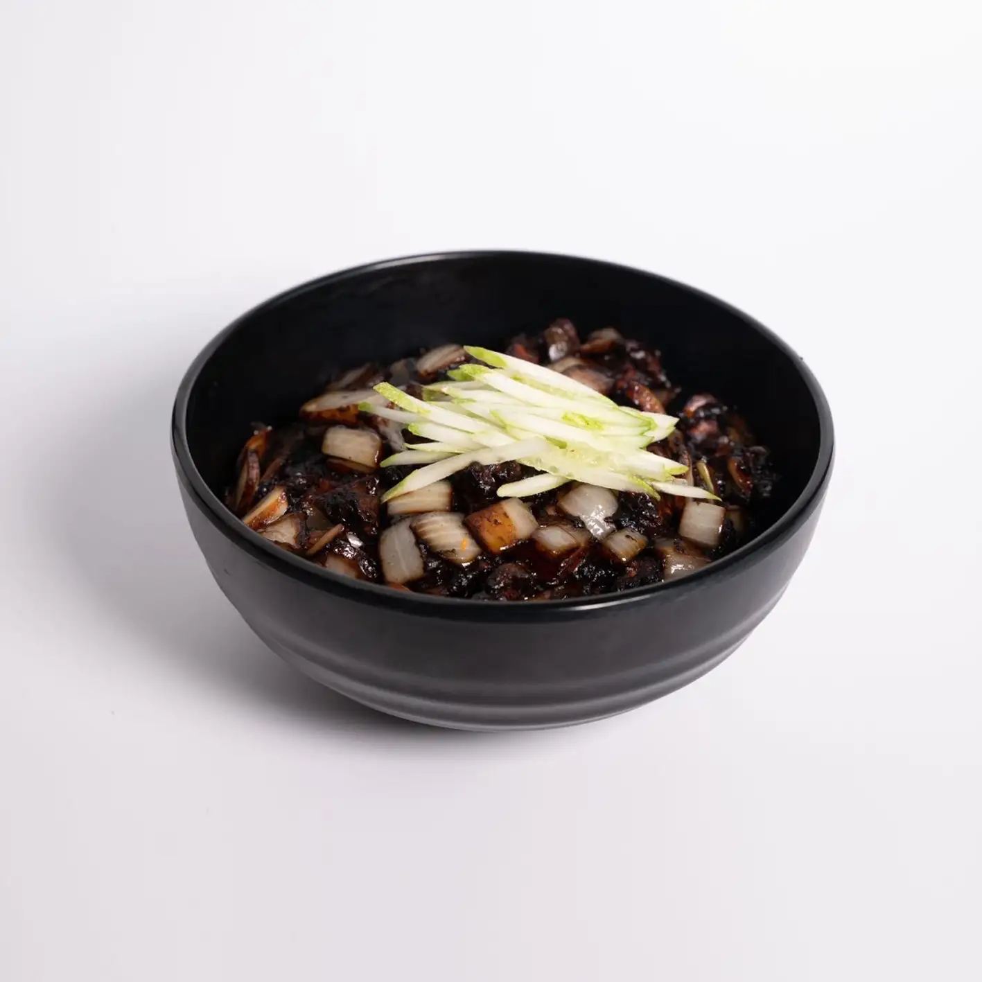 Mì Tương Đen (lớn) - 110.000 ₫ tại 동서울 DONG SEOUL - Quán Ăn Hàn Quốc - Trần Hưng Đạo B