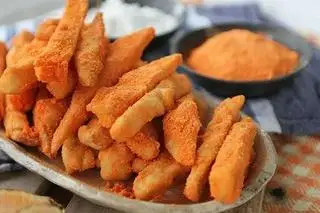 Khoai tây phô mai( cheese power fries) - 30.000 ₫ tại Takoyaki UMI - Bánh Bạch Tuộc Bason - Vinhome Golden River