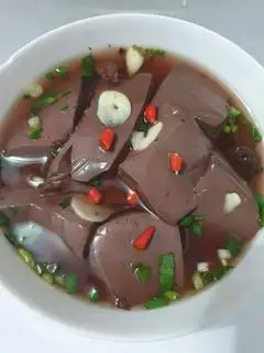 Huyết - 8.000 ₫ tại Bún Riêu & Canh Bún Út Mười - Đại Lộ 2