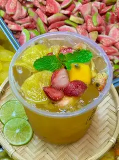 Trà nhiệt đới - 35.000 ₫ tại Tiệm Trà Trái Cây Na Ù - Hồng Lạc