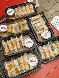 Hình ảnh Cuốn Tóp Mỡ Chấm Muối Béo