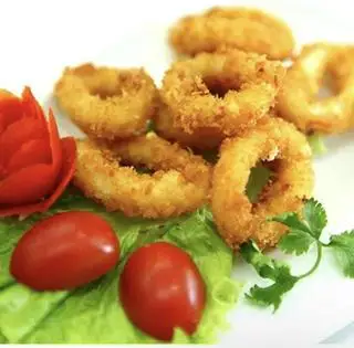 Gà vòng chiên giòn - 6 cái - 40.000 ₫ tại Manhbeo - Lạp Xưởng Nướng Đá, Cá Viên Chiên & Đồ Ăn Vặt - Cao Đạt