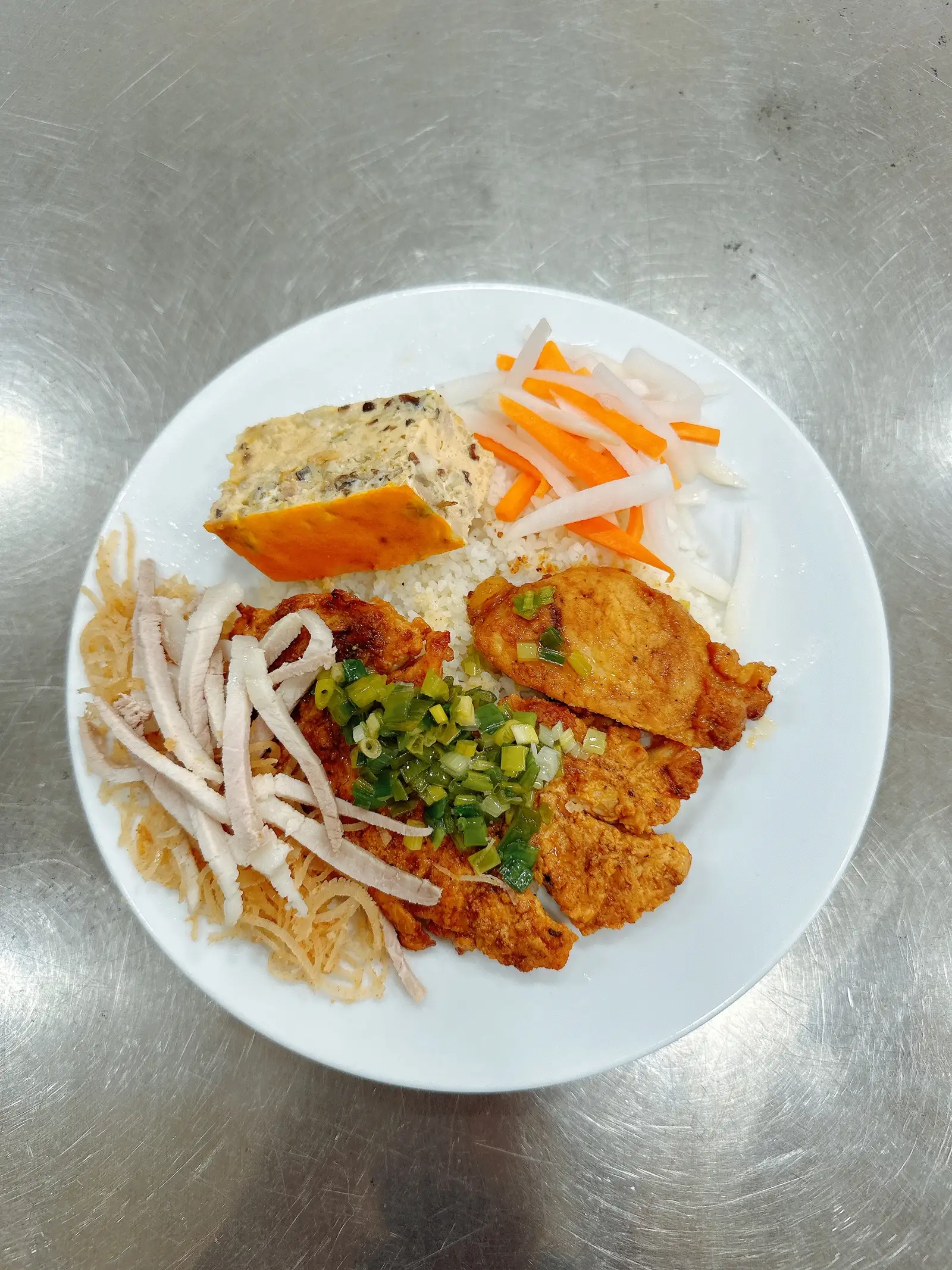 Cơm Sườn - Bì - Chả - 70.000 ₫ tại Quán Cơm Tấm Cây Bàng Ngày Xưa - Bùi Hữu Nghĩa