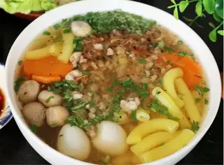 Nui - 45.000 ₫ tại Bún Riêu Hủ Tiếu Cô Oanh - Nguyễn Thượng Hiền