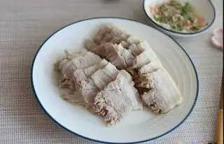 thịt luộc - 20.000 ₫ tại Quán An An - Bún Thịt Luộc Nước Tương - Dạ Nam