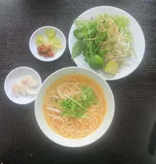 Bánh thêm + nước dùng - 20.000 ₫ tại Bún Bò & Mì Quảng Khôi - Đường Số 19