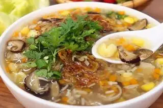 Hình ảnh Súp gà ngô