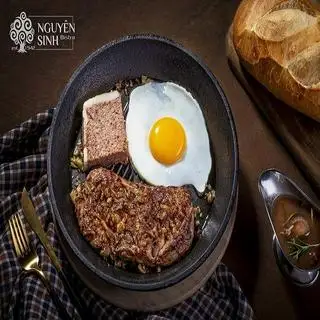 Bánh Mì Chảo Nguyên Sinh - 240.000 ₫ tại Nguyên Sinh 1942 - Pate Giò Chả Bánh Mì - Trần Đình Xu