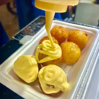 Hình ảnh Takoyaki - 6viên - phô mai trứng muối 