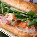 Hình ảnh Bánh mì pate chả