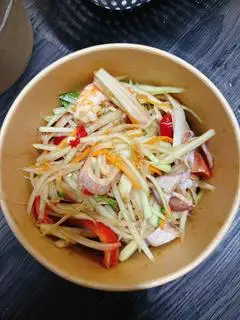 Hình ảnh Gỏi đu đủ Thái ( Mực )