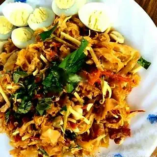 Bánh tráng trộn khô gà lá chanh - 25.000 ₫ tại Bánh Tráng Trộn Thanh Trúc - Xô Viết Nghệ Tĩnh