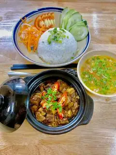Hình ảnh Cơm Tấm Bò Kho Tiêu