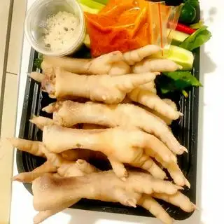 Hình ảnh Chân gà luộc (5 Chân to)