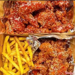 Hình ảnh Combo gà viên sốt cay - gà viên sốt ngọt - khoai lắc