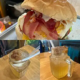 Hình ảnh COMBO BURGER GÀ + NƯỚC MƠ