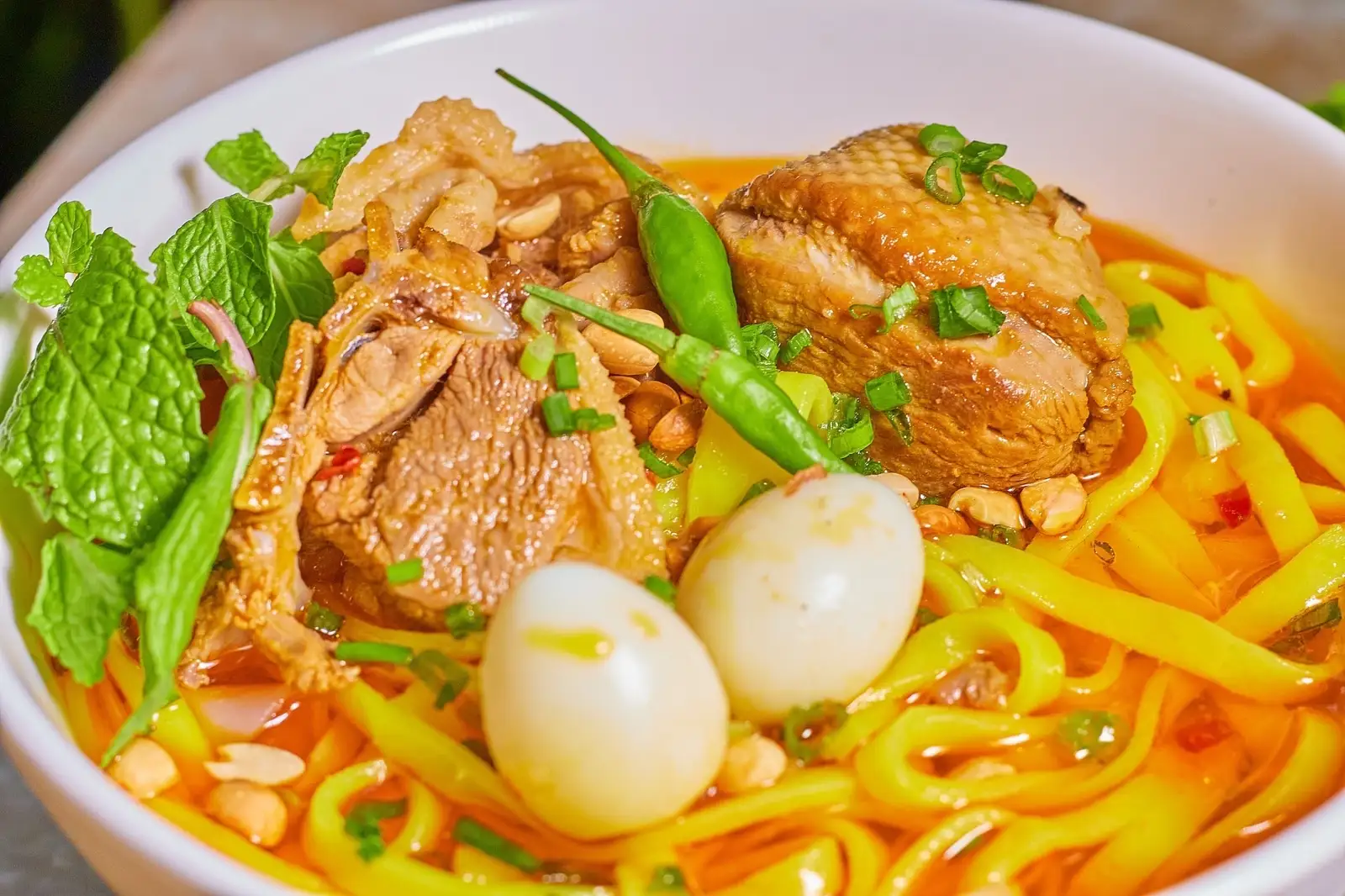 Mì quảng vịt - 67.000 ₫ tại Cô Bông Mì Quảng Vịt Phan Thiết - Ngô Quyền
