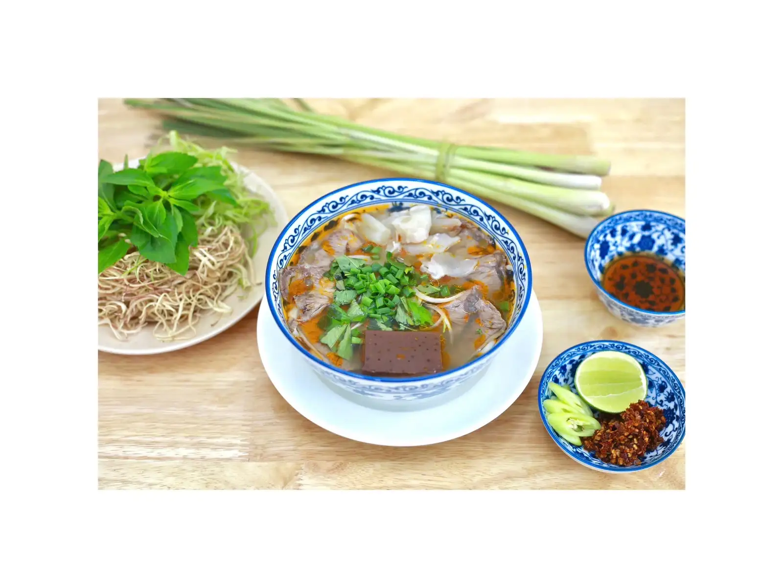 Bún bò nạm gân - 70.000 ₫ tại Bún Bò Huế Ruốc - Sư Vạn Hạnh