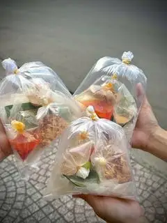 Bánh tráng vò tự làm trộn - 17.000 ₫ tại Bánh Tráng Trộn Phơi Sương - Bạch Đằng