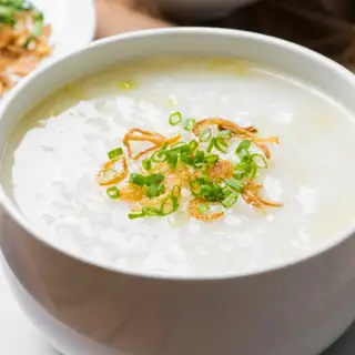 Cháo trắng gia vị - 20.000 ₫ tại A Đù - Cháo Sườn, Súp Cua & Cháo Trắng Là Dứa - Đường Số 2