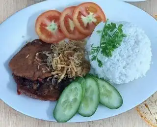 Cơm sườn bì chay - 40.000 ₫ tại  Ẩm Thực Chay Vegeta - Nguyễn Đình Chiểu