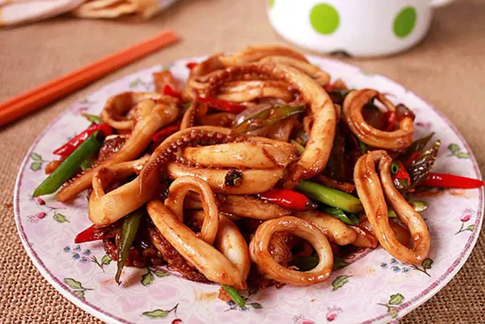 Cơm chiên mực sốt tiêu đen - 57.000 ₫ tại Cơm Chiên 180 Hưng Phú - Hưng Phú 