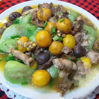 Cơm lòng gà xào mướp - 50.000 ₫ tại Cơm Trưa Văn Phòng Hồng Yến - Vườn Chuối