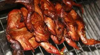 Chim cút nướng (2 con) - 60.000 ₫ tại Bò Bía & Ăn Vặt - An Dương Vương