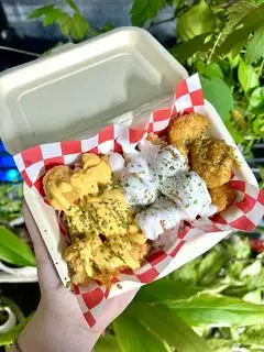 Gà Không Xương Mix 2-3 Loại Sốt - 78.000 ₫ tại MAPI KITCHEN - Gà Sốt & Khoai Phủ Phô Mai - Vĩnh Viễn