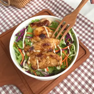 Hình ảnh Salad Gà Xốt Teriyaki