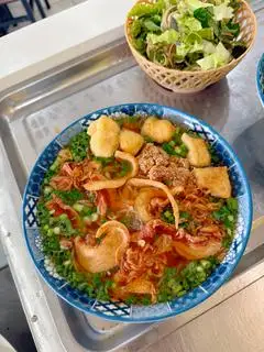 Hình ảnh Bún riêu tóp mỡ má heo