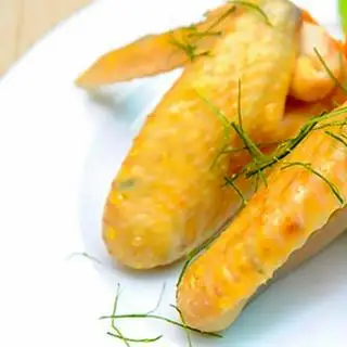 Hình ảnh Cổ cánh gà luộc