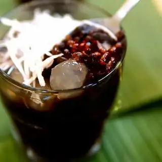 Chè đỗ đen Hà Nội - 25.000 ₫ tại Xôi Làng Nghề - Xôi Xéo & Chè Hà Nội - Nguyễn Công Trứ