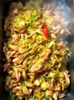 Hình ảnh Cơm Thịt Gà Xào Xả Ớt