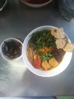 Canh Bún (Ốc Xào) - 40.000 ₫ tại Cô Thu - Bún Riêu & Canh Bún