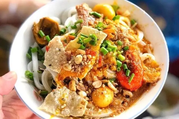 Mì Quảng Đầy Đủ (chỉ bán từ 2 phần bất kỳ) - 35.000 ₫ tại Quán Anh Béo - Bún Bò Gốc Huế & Bò Kho - Chu Văn An