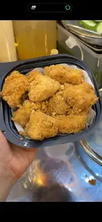 Hình ảnh Gà viên lắc muối tỏi