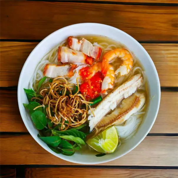 Bún nước lèo heo quay - 75.000 ₫ tại Bún Nước Lèo 5 Tú - Tôn Đản