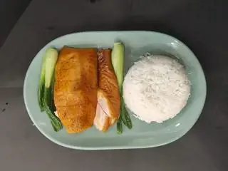 Cơm gà xốt tương - Soy Sauce Chicken - 油雞 - 194.400 ₫ tại Vua Ngỗng Quay Hồng Kông - Nguyễn Văn Linh