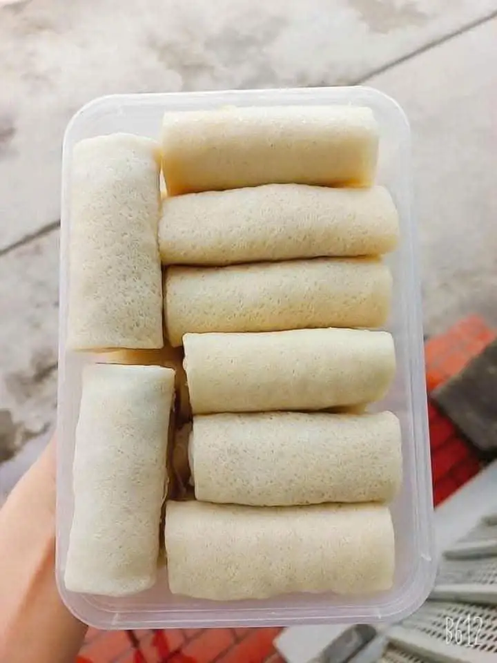 Chả Giò Hạt Sen Khoai Lang Nấm Đông Cô Chay 16 Cuốn - 110.000 ₫ tại Ăn Vặt Jeanne - Phùng Văn Cung