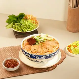 Nạm - 55.000 ₫ tại Bún Bò Thuỷ - Lạc Long Quân