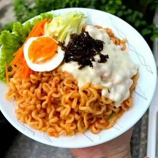 Mì Cay Phô Mai Trứng Ốp La - 48.000 ₫ tại Tom Pao - Bao Kẹp & Mì Trộn - Thoại Ngọc Hầu