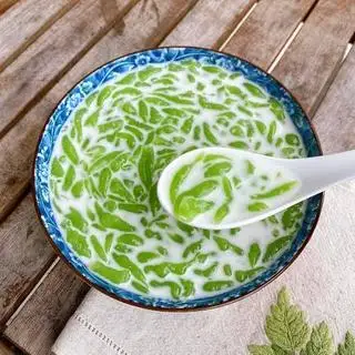 Bánh Lọt Cốt Dừa - 30.000 ₫ tại Chè Bưởi Vĩnh Long - Lê Văn Sỹ