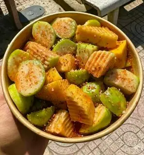 Hình ảnh Mix Hoa Quả Dầm Muối Ớt