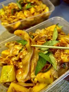 Hình ảnh Tai heo sốt thái L